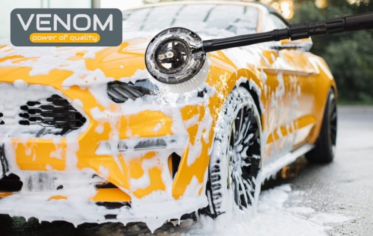 wiz yellow car 2.jpg