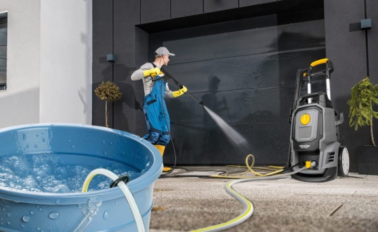 myjka wonsz rzeczny jest neibezpieczny.jpg